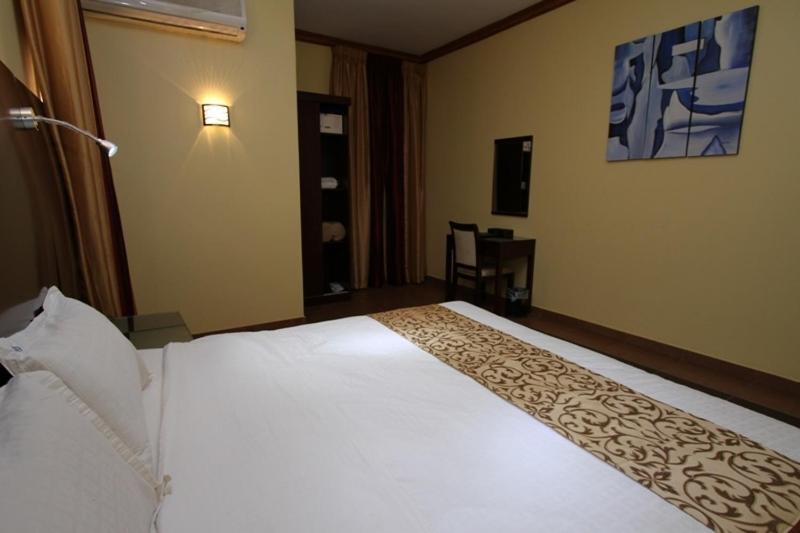 Raoum Inn Arar Extérieur photo
