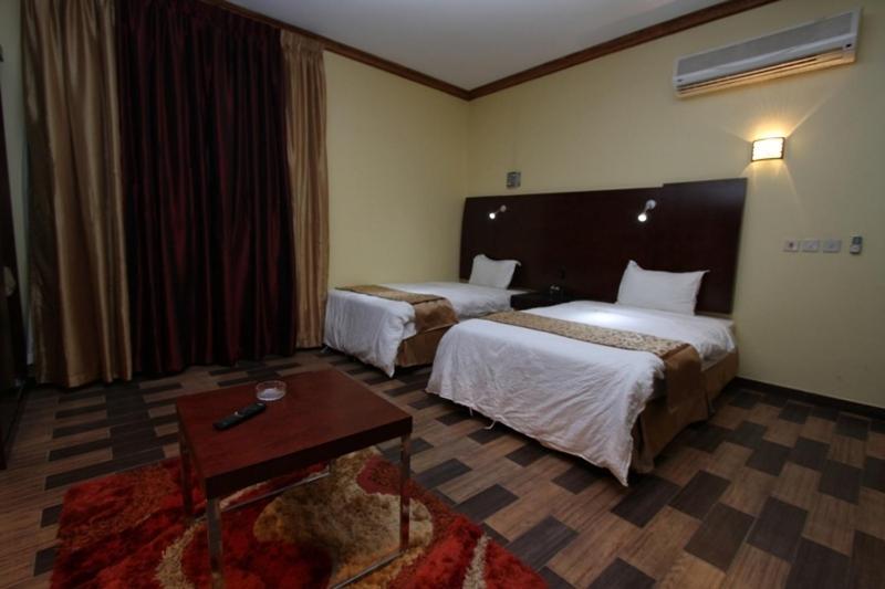 Raoum Inn Arar Extérieur photo