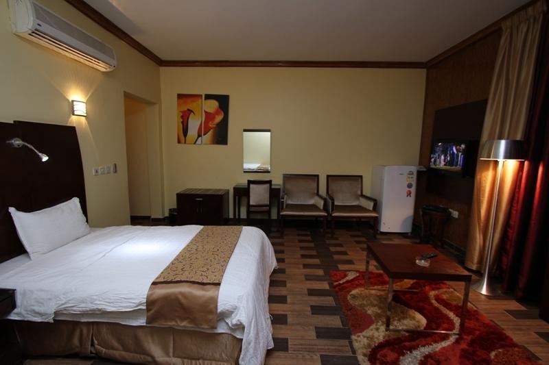 Raoum Inn Arar Extérieur photo