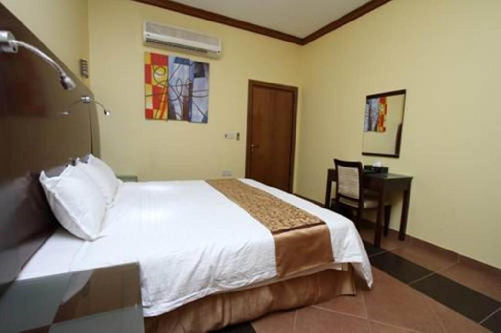 Raoum Inn Arar Extérieur photo